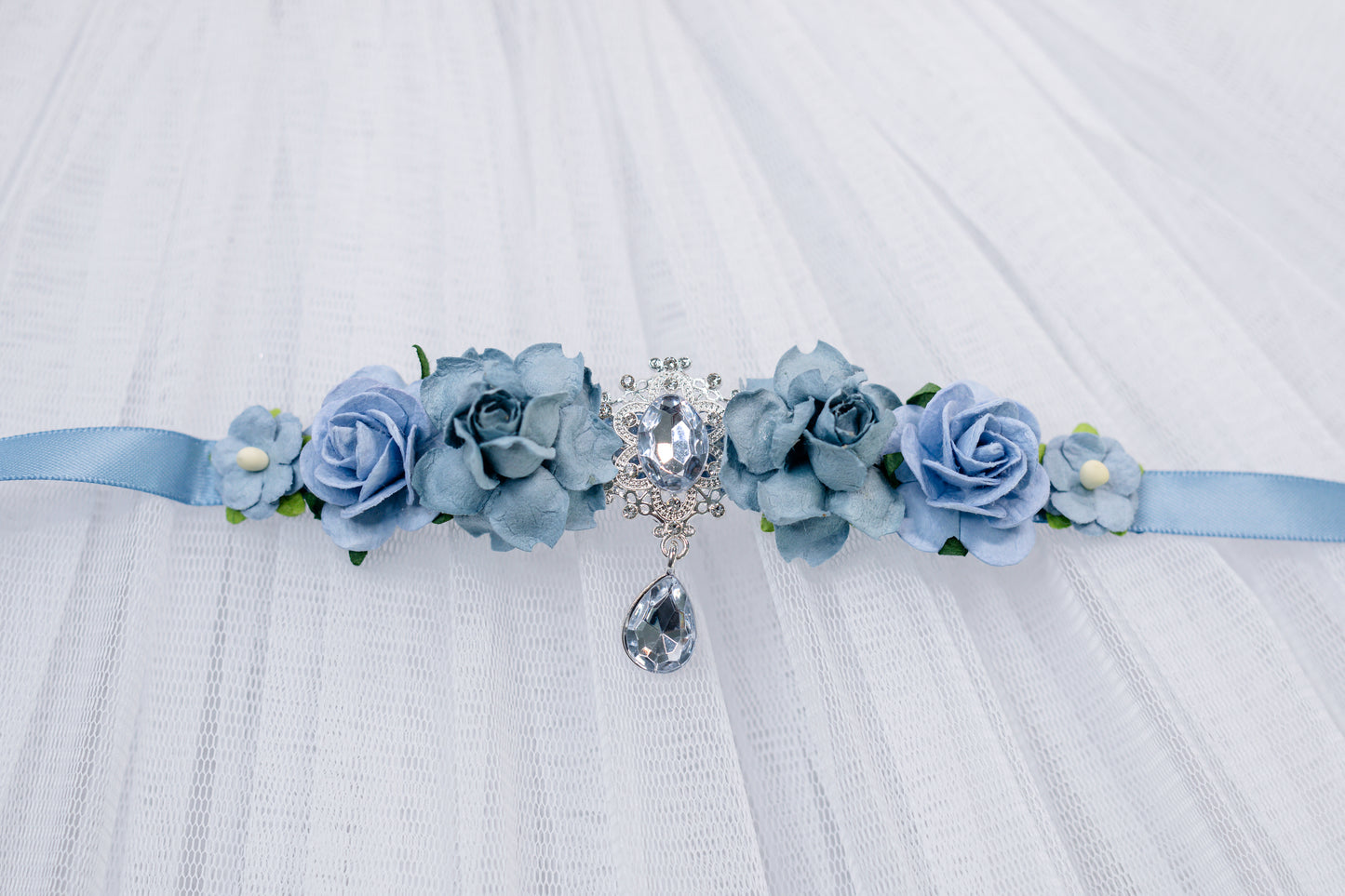 Enchanted Crystal Elegance – Luxe Ballet Bun Wrap