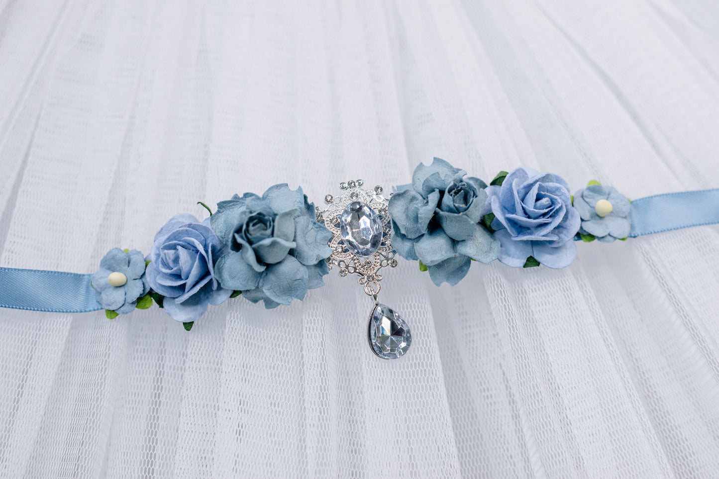 Enchanted Crystal Elegance – Luxe Ballet Bun Wrap