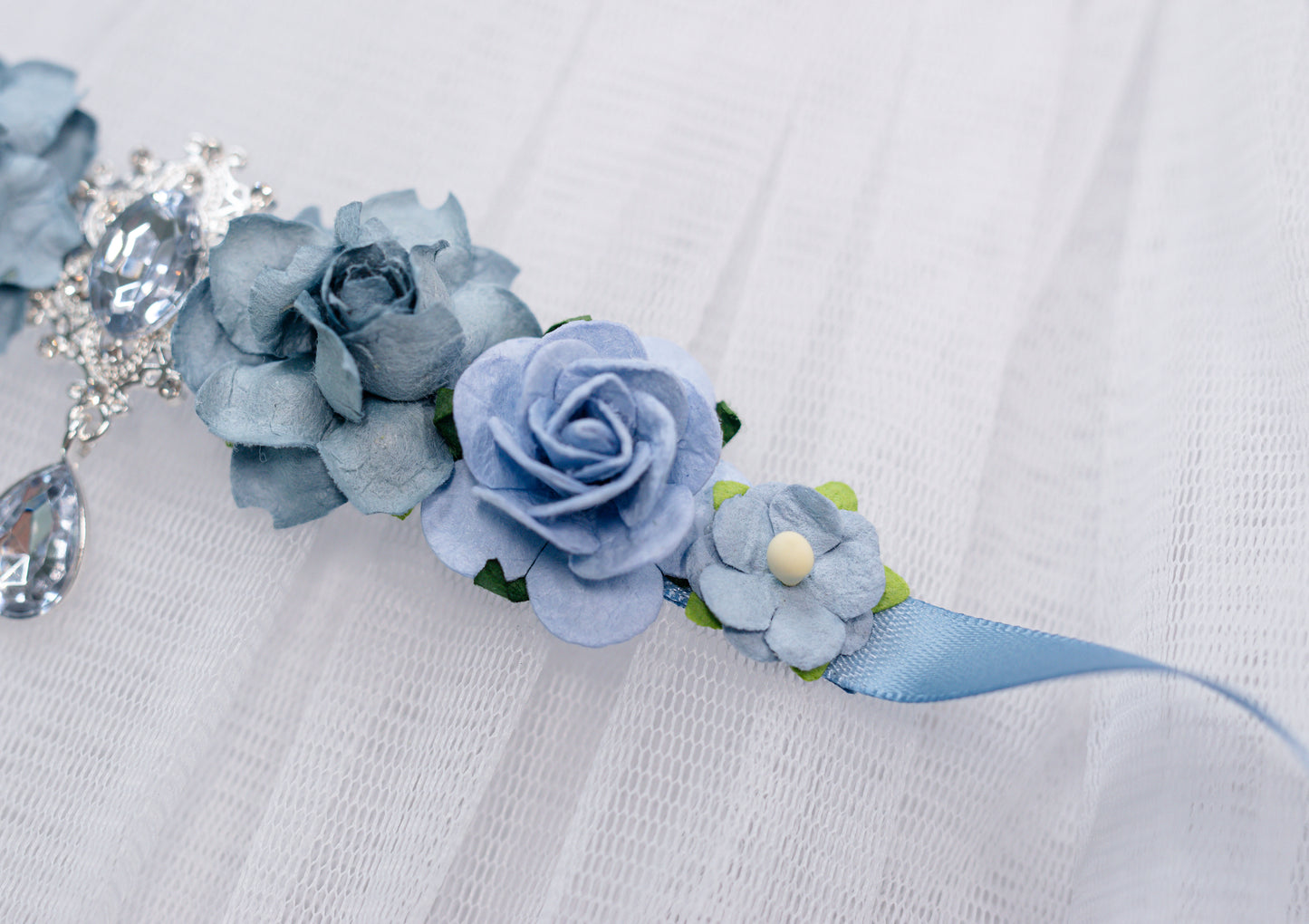 Enchanted Crystal Elegance – Luxe Ballet Bun Wrap