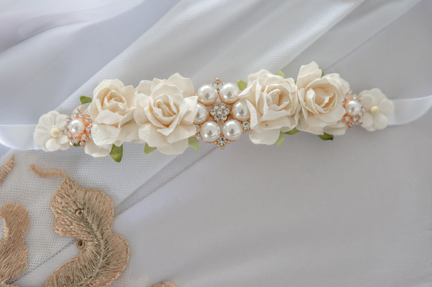 Étoile White – Luxe Crystal Ballet Bun Wrap