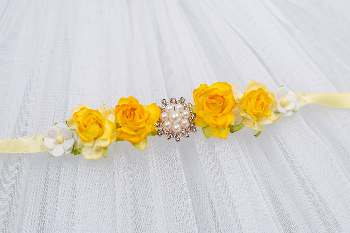 Golden Pearl Radiance – Floral Bun Wrap