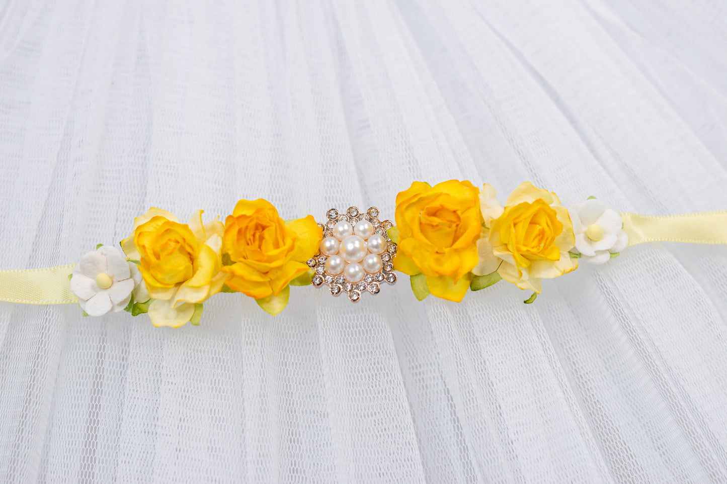 Golden Pearl Radiance – Floral Bun Wrap